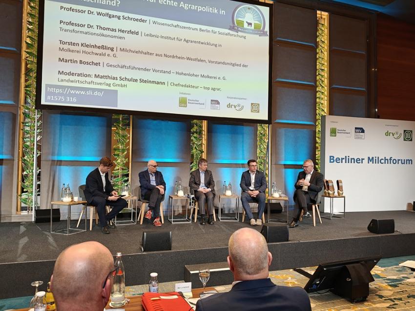 15. Berliner Milchforum: Kurswechsel gefordert, Bürokratieabbau bleibt Illusion