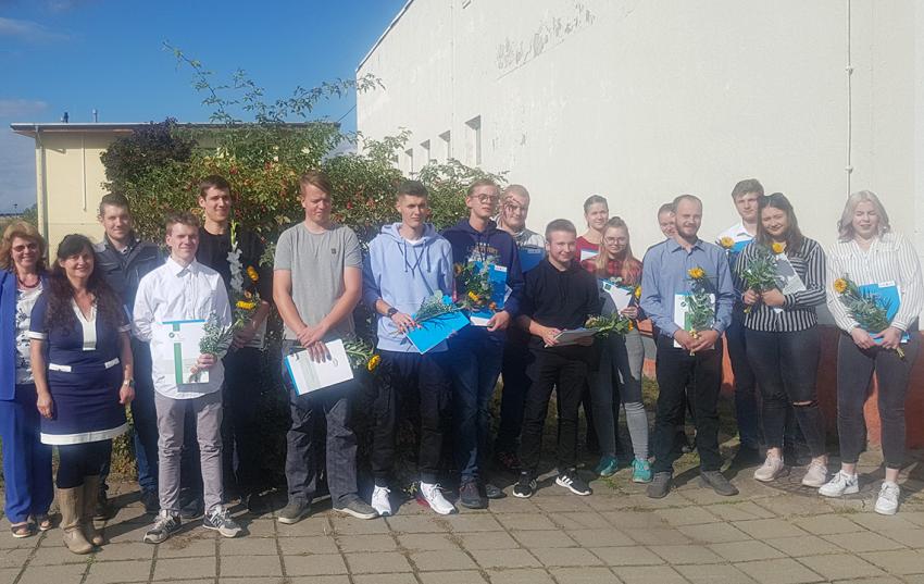 Feierliche Zeugnisübergabe für Jungfacharbeiterinnen und -arbeiter in den Nordkreisen