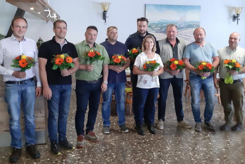 Der neue Vorstand des KBV: (v.l.) Alexander Winckler, Daniel Zapfe, Ragnar Hercher, Dirk Reichelt (Vorsitzender), Dr. Stefan Blöttner, Gabriela Brühl, Sieghard Pohle, Sascha Meinhardt, Dr. Stefan Gutbier (stellv. Vorsitzender)