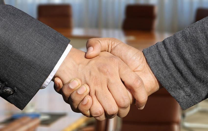 Einheitlicher Tarifabschluss beim Entgelt für die Bundesländer im Osten